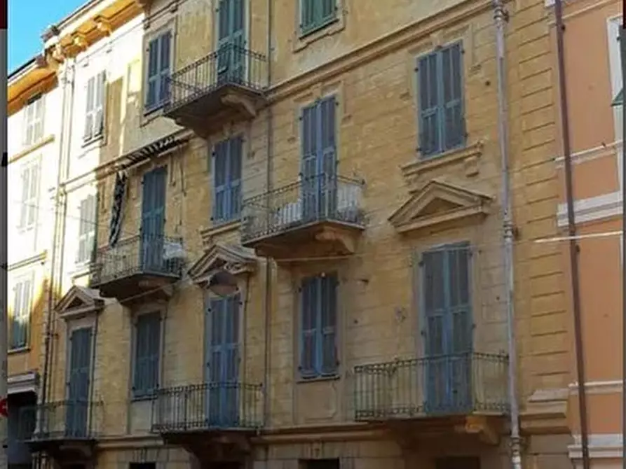 Immagine 1 di Casa indipendente in vendita  in Via Wolfgang Goethe 34 a San Remo