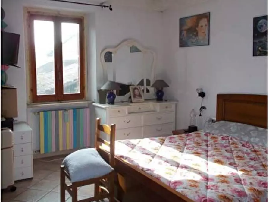 Immagine 9 di Casa bifamiliare in vendita  in Via Vaglimondo Alta 15 a Incisa Scapaccino