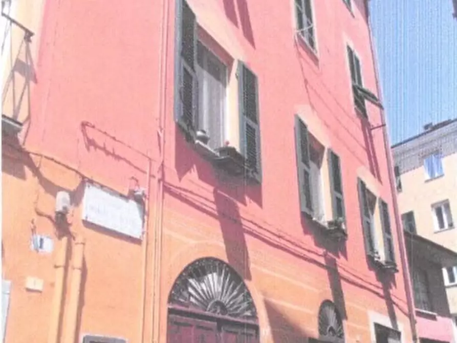 Immagine 1 di Pentalocale in vendita  in Piazzetta Stura 1 a Ovada