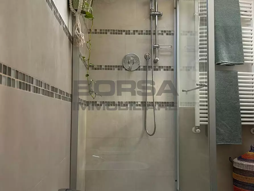 Immagine 35 di Appartamento in vendita  in Via Montebello 49 a Livorno