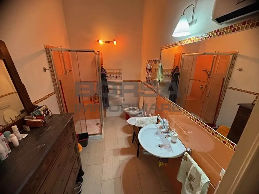 Immagine 16 di Quadrilocale in vendita  in Borgo dei Cappuccini 80 a Livorno