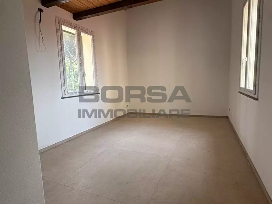 Immagine 6 di Quadrilocale in vendita  in Via delle Sorgenti 402 a Livorno