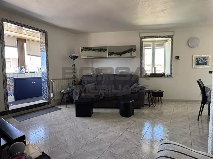 Immagine 17 di Bilocale in vendita  in Via Serristori 4 a Livorno