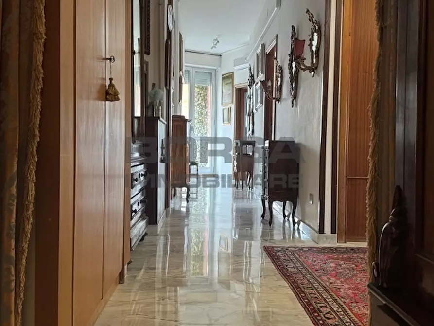 Immagine 8 di Appartamento in vendita  in Piazza Attias 48 a Livorno