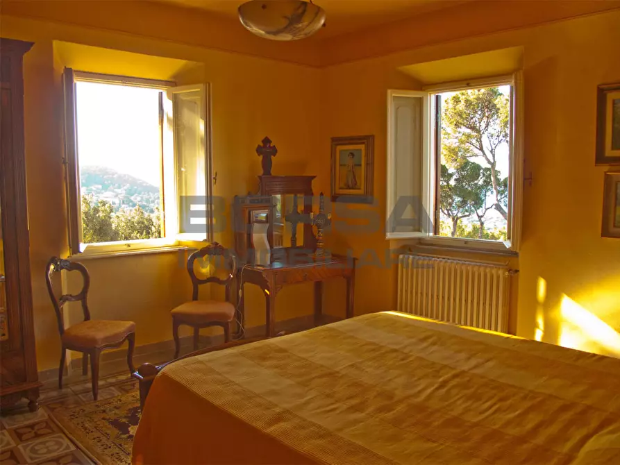 Immagine 10 di Villa in vendita  in Via Bayron 2 a Livorno