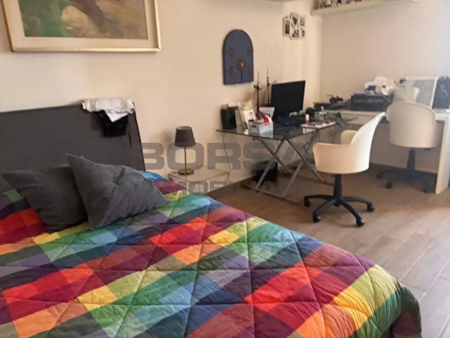 Immagine 3 di Trilocale in vendita  in Via Enrico Mayer 67 a Livorno