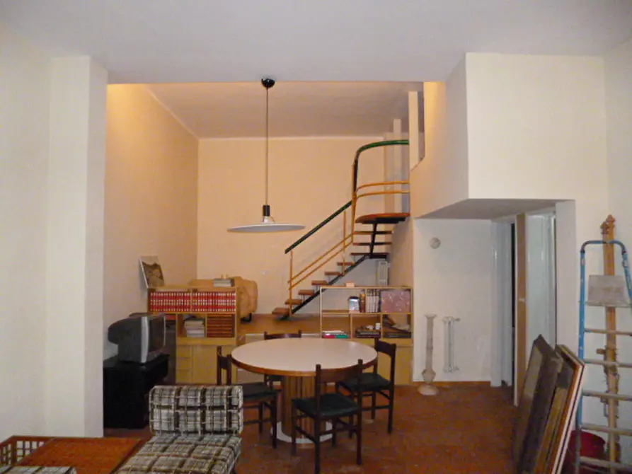 Immagine 2 di Casa indipendente in vendita  a Ragusa