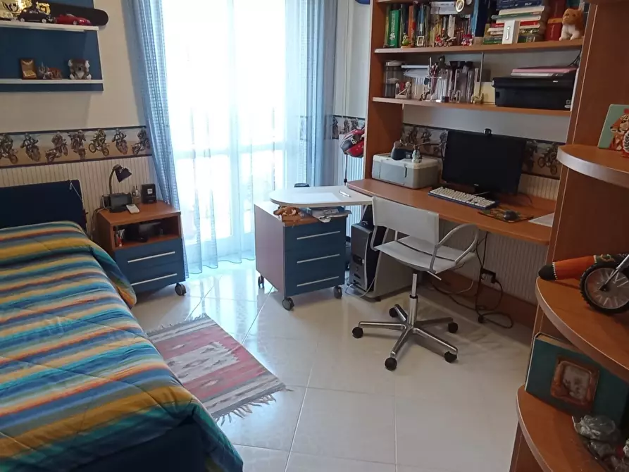 Immagine 21 di Pentalocale in vendita  a Ragusa