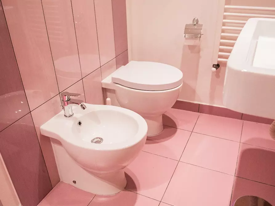 Immagine 11 di Casa indipendente in vendita  a Chiaramonte Gulfi