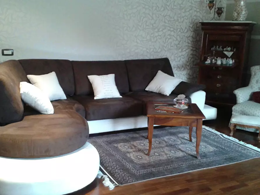 Immagine 6 di Casa indipendente in vendita  a Ragusa