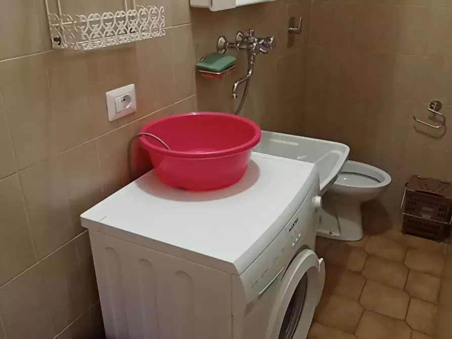 Immagine 8 di Villa in affitto  a Ragusa