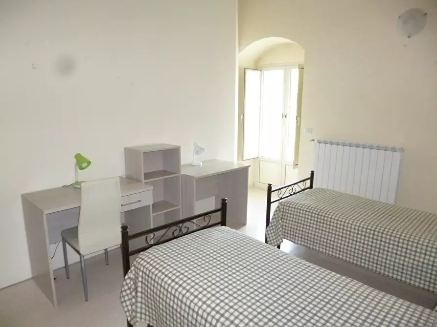 Immagine 1 di Stanza singola in affitto  a Ragusa