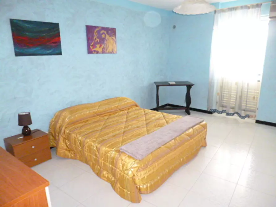 Immagine 2 di Quadrilocale in affitto  a Ragusa