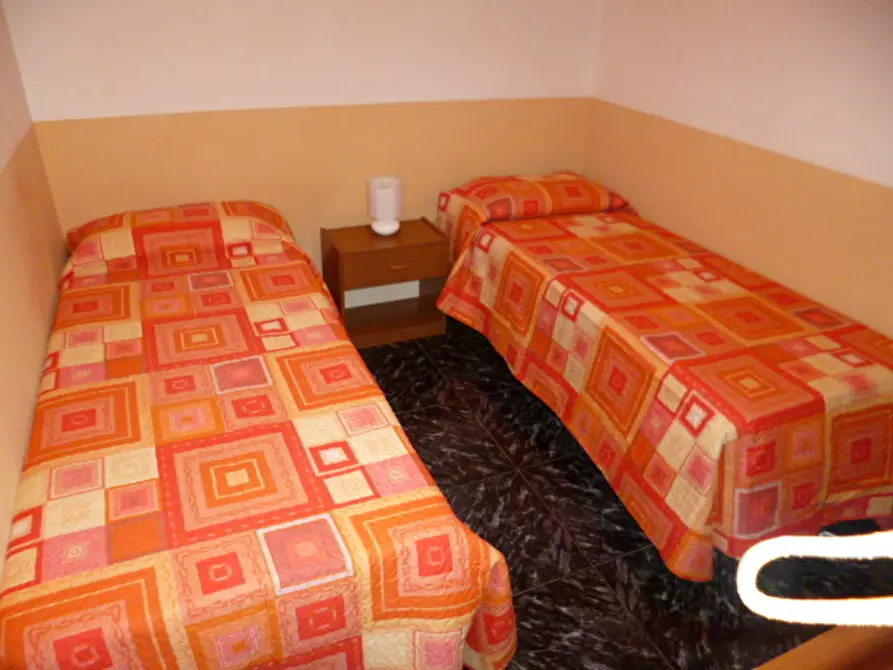 Immagine 4 di Quadrilocale in affitto  a Ragusa