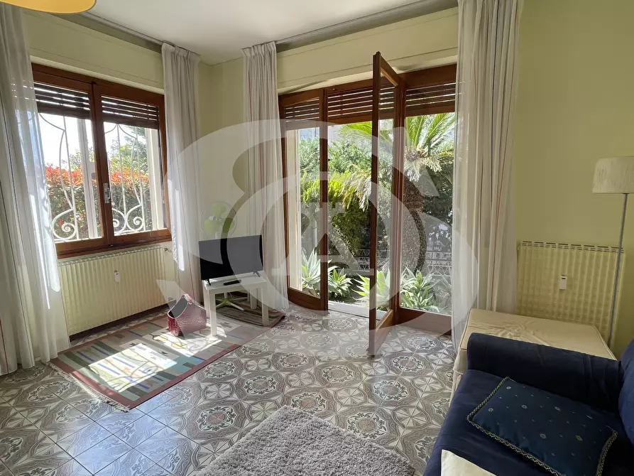 Immagine 10 di Trilocale in vendita  in Via degli Ulivi 5 a Ospedaletti