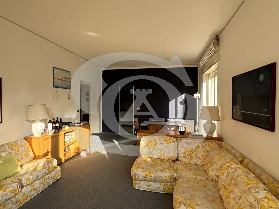 Immagine 15 di Quadrilocale in vendita  in Corso degli Inglesi 539 a San Remo