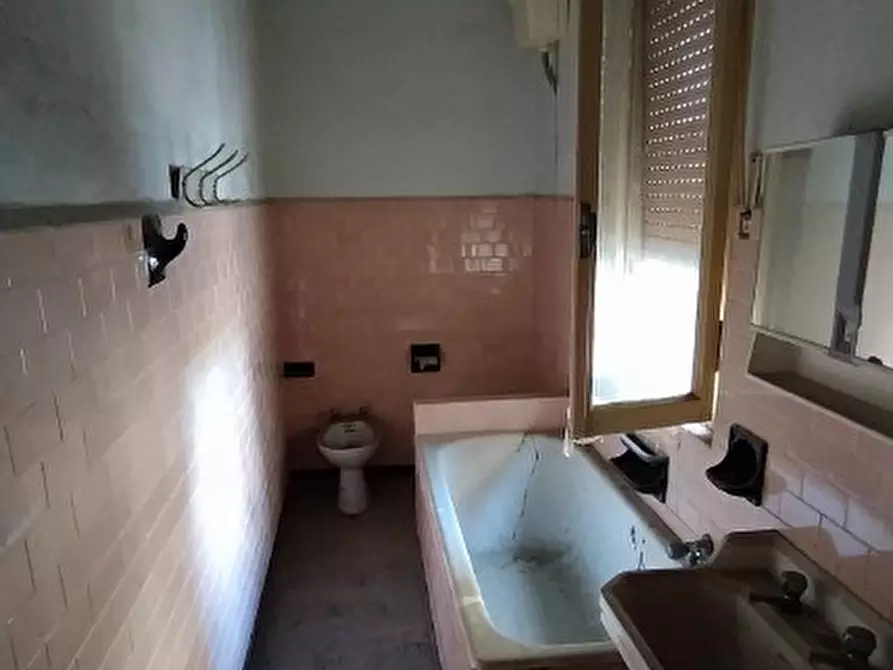 Immagine 3 di Pentalocale in vendita  a Bellaria-Igea Marina