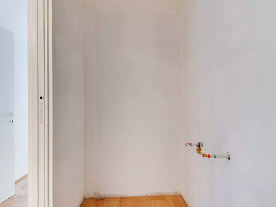 Immagine 30 di Quadrilocale in vendita  in Via L. C. Farini 291 a Cesena