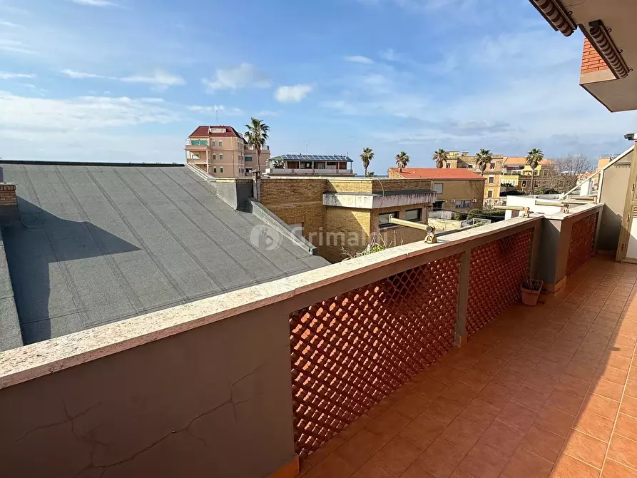 Immagine 25 di Trilocale in affitto  in Via Andreina 31 a Anzio