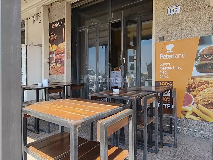 Immagine 7 di Attività commerciale in vendita  in Viale Giacomo Matteotti 117 a Nettuno