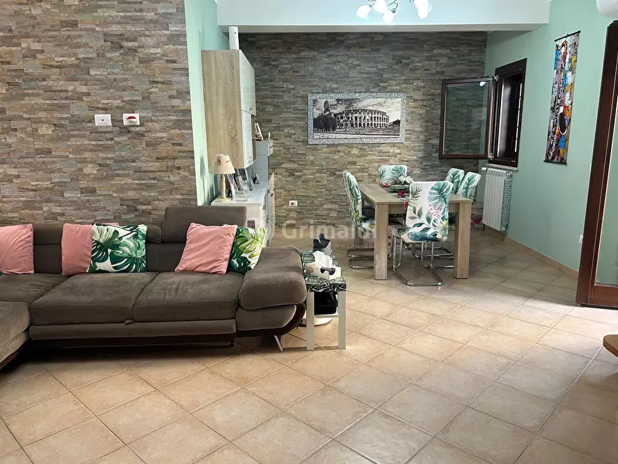 Immagine 13 di Casa bifamiliare in vendita  in Via Lago di Carezza 13 a Nettuno