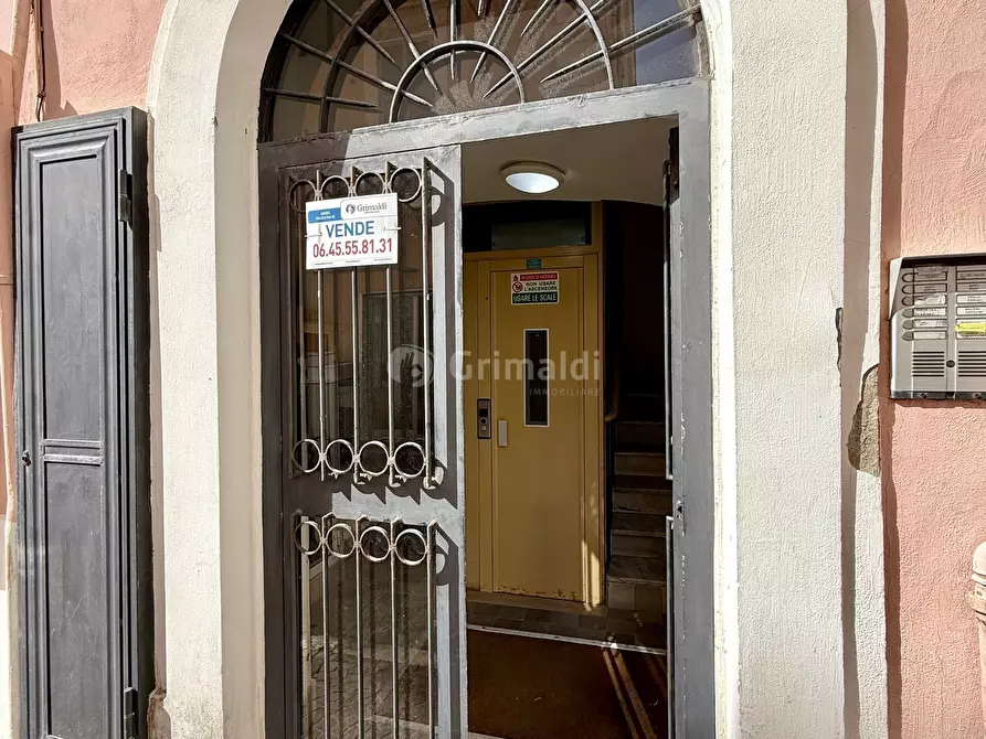 Immagine 30 di Trilocale in vendita  in VIA MAZZINI 14 a Anzio