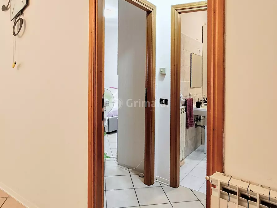 Immagine 11 di Bilocale in vendita  in Corso Italia 9 a Anzio