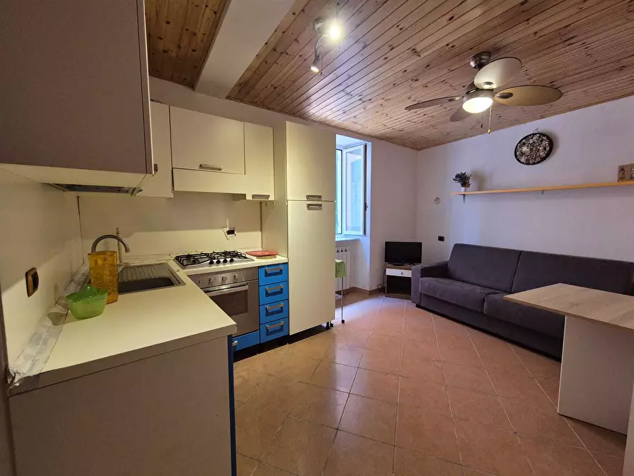 Immagine 3 di Monolocale in vendita  in Via delle Croce 9 a Sestri Levante