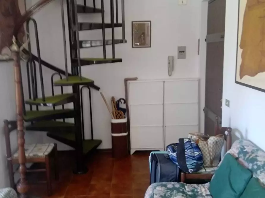 Immagine 3 di Trilocale in vendita  in Villaggio la Crocetta Tavarone 3 a Maissana