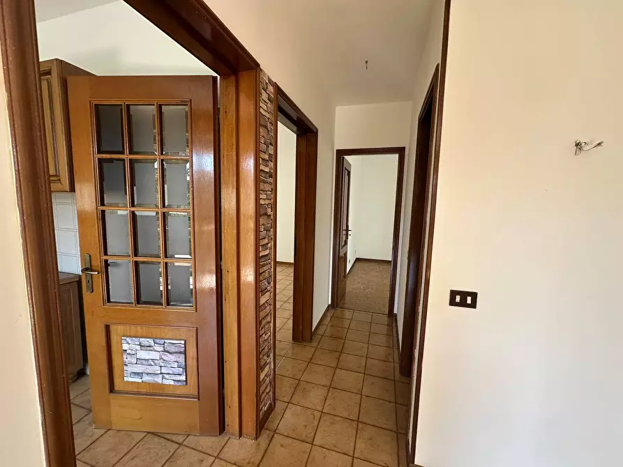 Immagine 9 di Appartamento in vendita  in Via Negrotto Cambiaso 65 a Sestri Levante