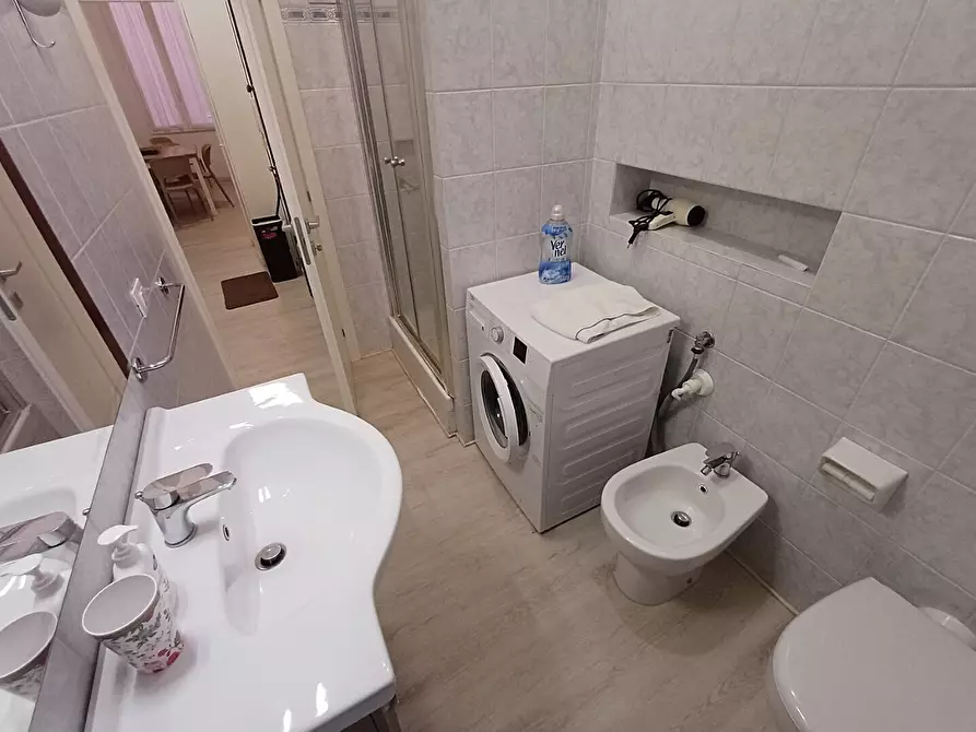 Immagine 15 di Trilocale in affitto  in Via Vincenzo Cappellini 22 a Sestri Levante