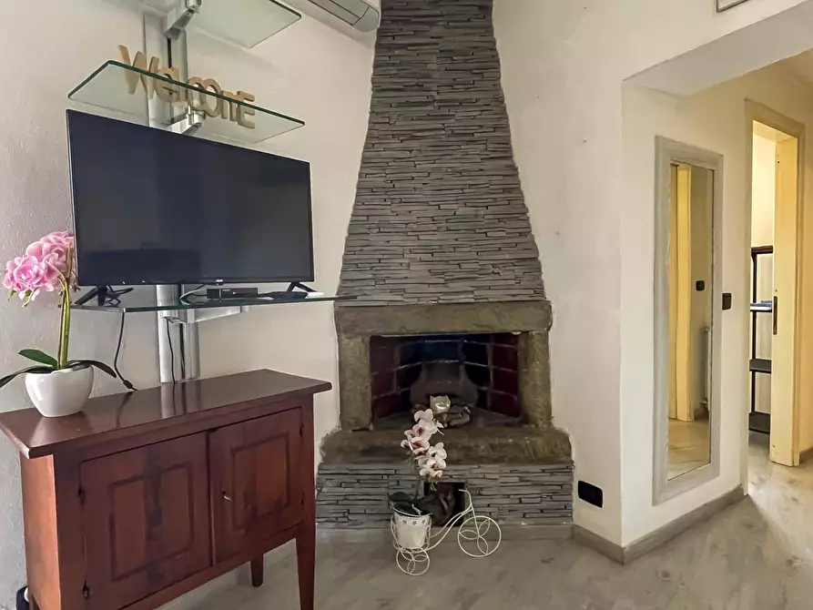 Immagine 11 di Trilocale in vendita  in Via Dell' Oriolino a Livorno