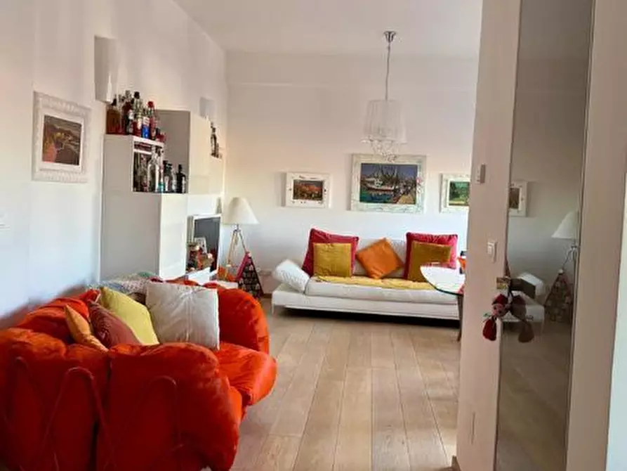 Immagine 9 di Attico in vendita  a Livorno