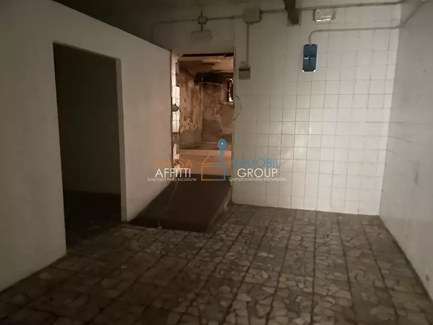 Immagine 7 di Locale commerciale in vendita  in Piazza Giordano Bruno 18 a Pietrasanta