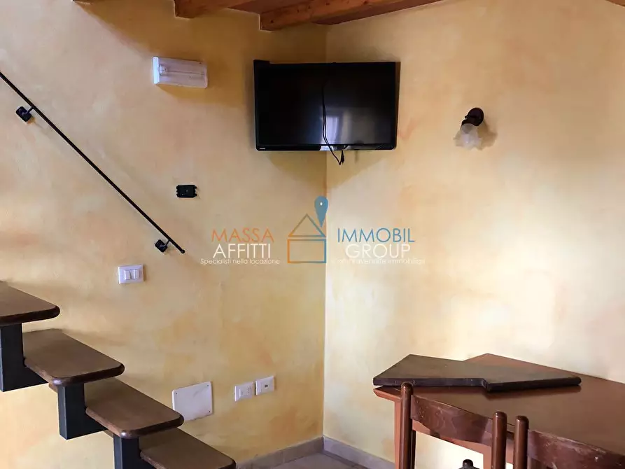 Immagine 2 di Trilocale in vendita  in Località Casette 95 a Massa