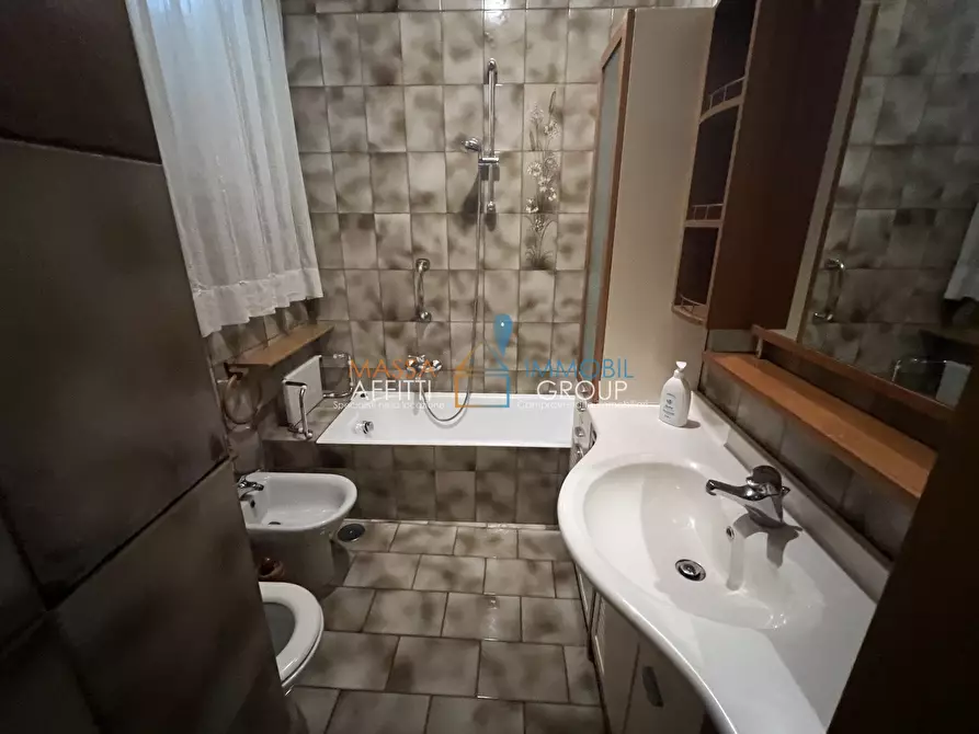 Immagine 24 di Pentalocale in vendita  in Via Galissano 11 a Carrara