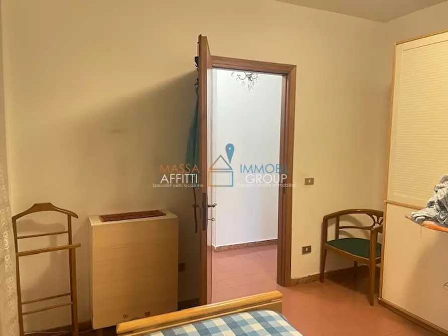 Immagine 43 di Porzione di casa in vendita  in Via San Francesco 11 a Massa