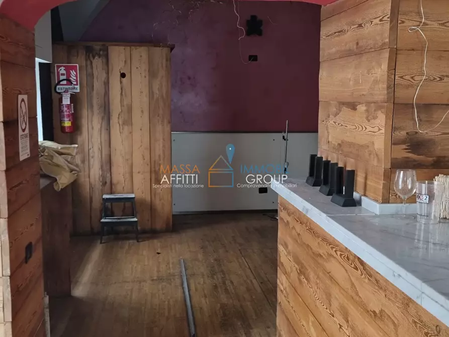Immagine 9 di Locale commerciale in affitto  in Via Mura Nord 18 a Massa