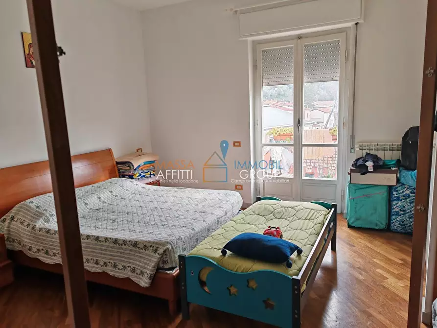 Immagine 7 di Quadrilocale in vendita  in Via Democrazia 21b a Massa