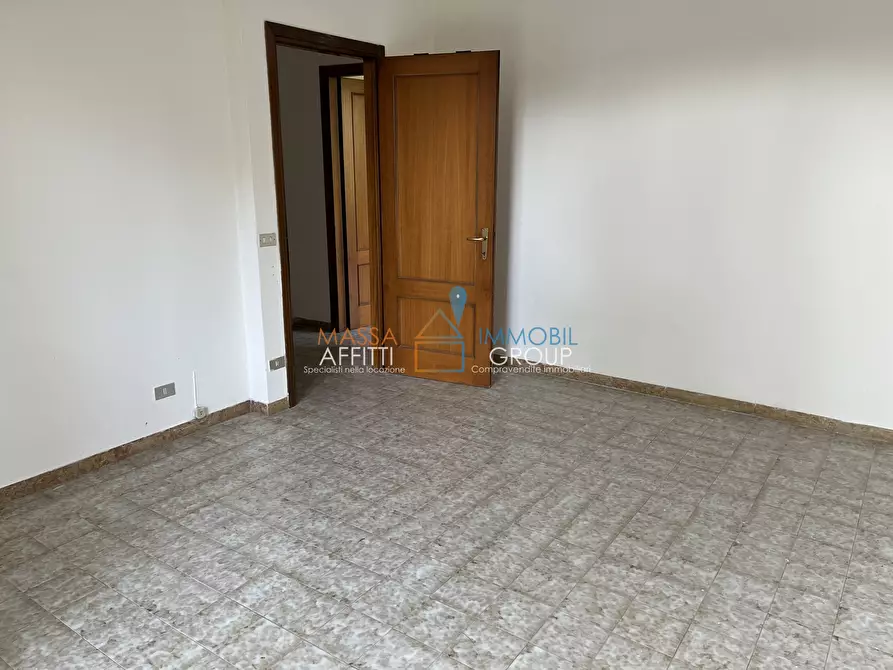 Immagine 16 di Porzione di casa in vendita  in Via dei Pioppi 6 a Massa