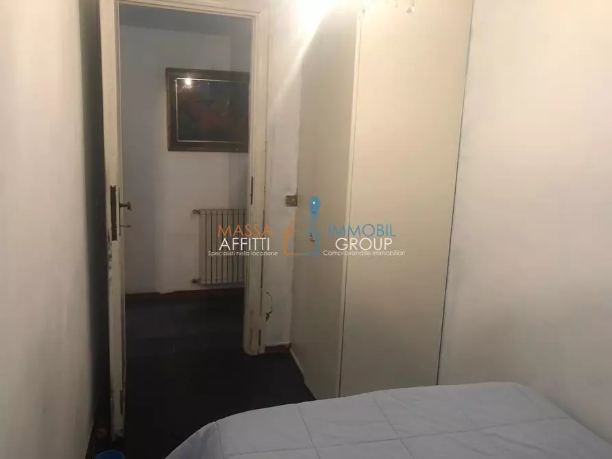 Immagine 12 di Casa semindipendente in vendita  in Piazza San Martino 1 a Massa