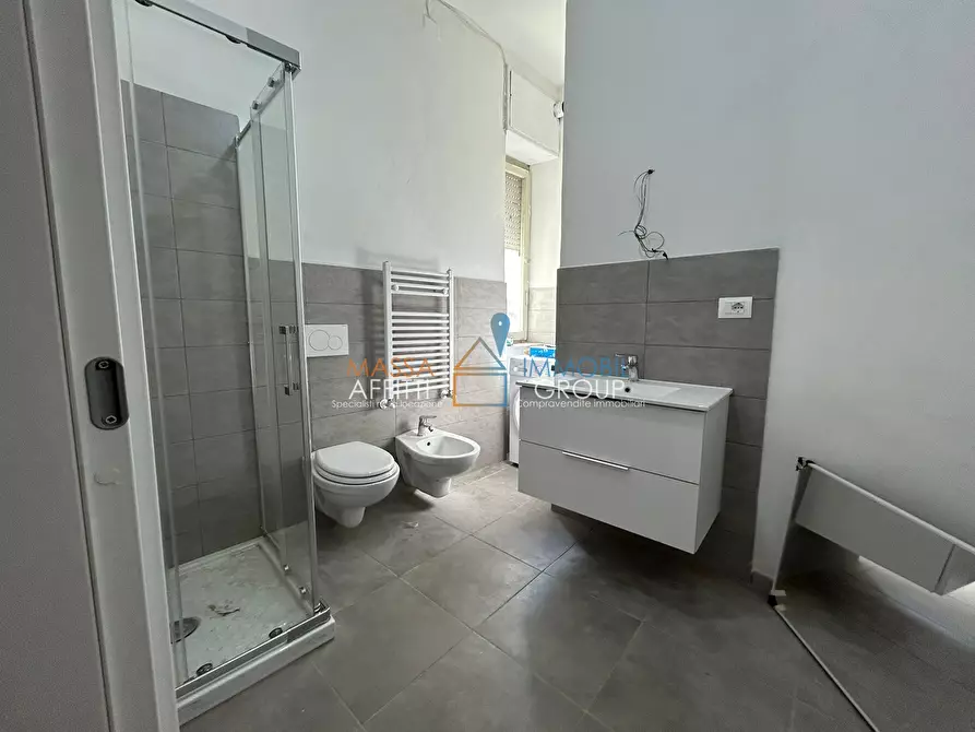 Immagine 15 di Trilocale in vendita  in Via dei Margini 1 a Massa