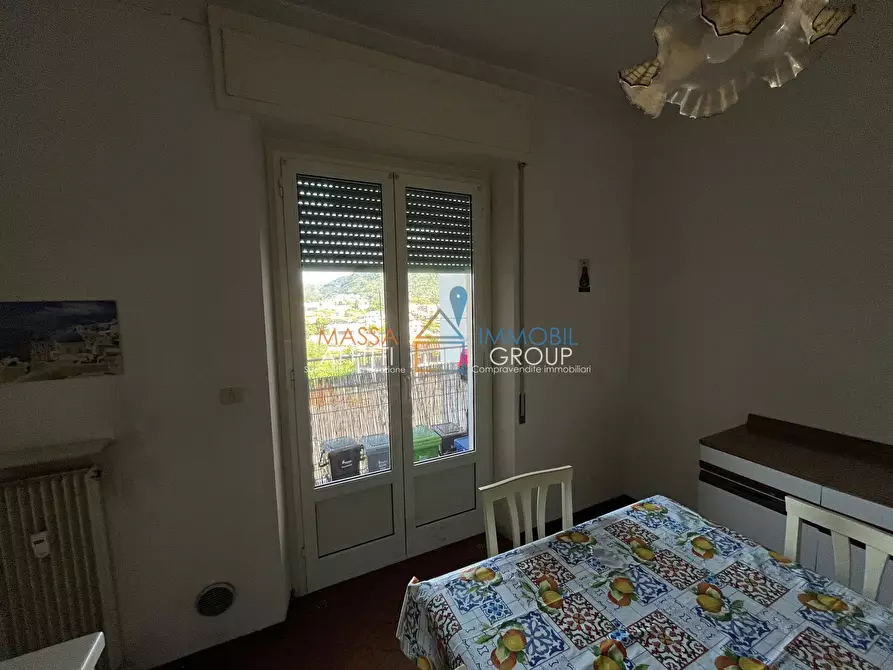 Immagine 10 di Pentalocale in vendita  in Via Giorgini G. Battista 1 a Massa