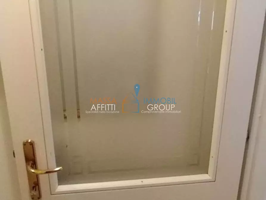Immagine 10 di Trilocale in vendita  in Via Quercioli 233 a Massa