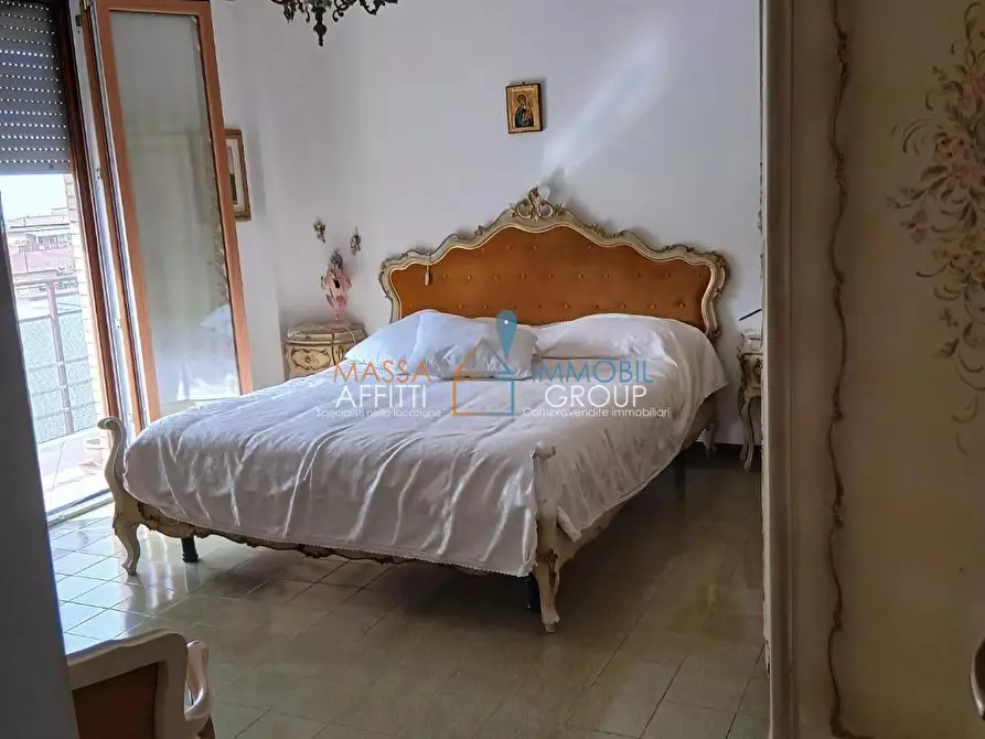 Immagine 25 di Quadrilocale in vendita  in Via Marina Vecchia 92 a Massa