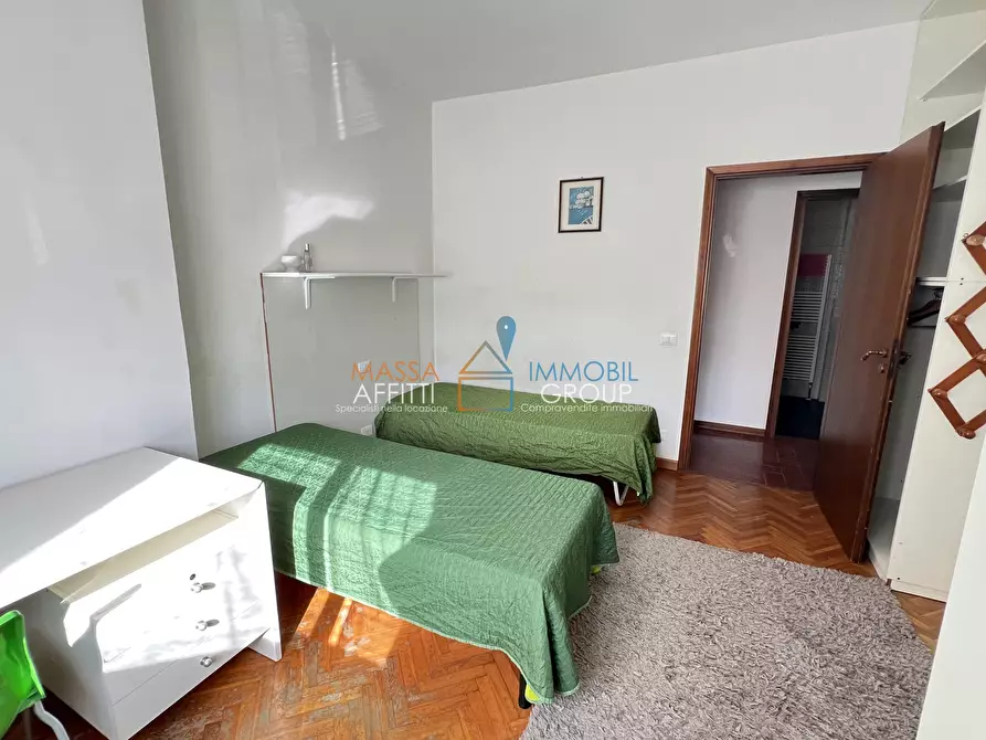 Immagine 30 di Quadrilocale in vendita  in Viale puccini 6 a Massa
