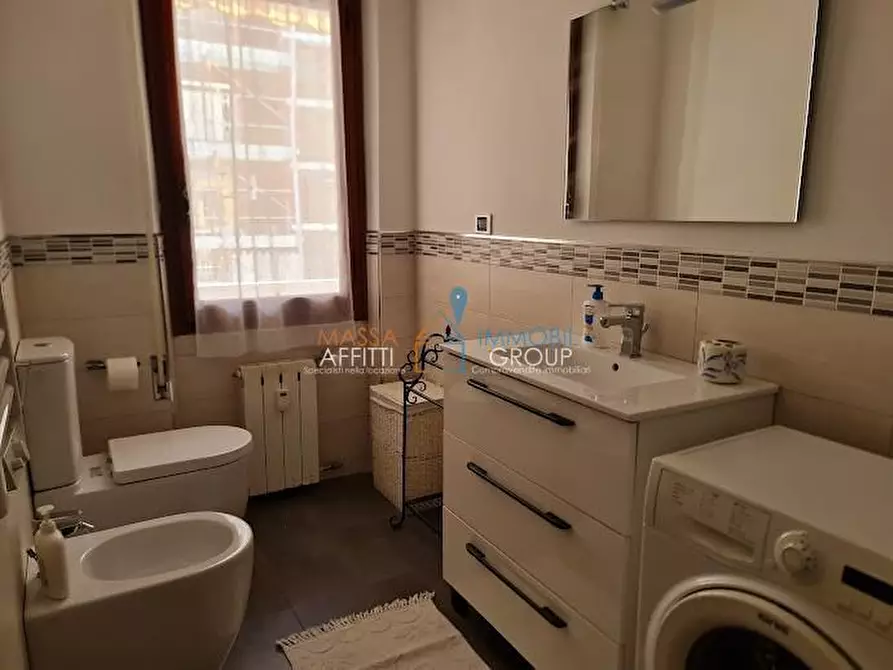 Immagine 21 di Quadrilocale in vendita  in Via Capitano Michele Fiorillo 9 a Carrara