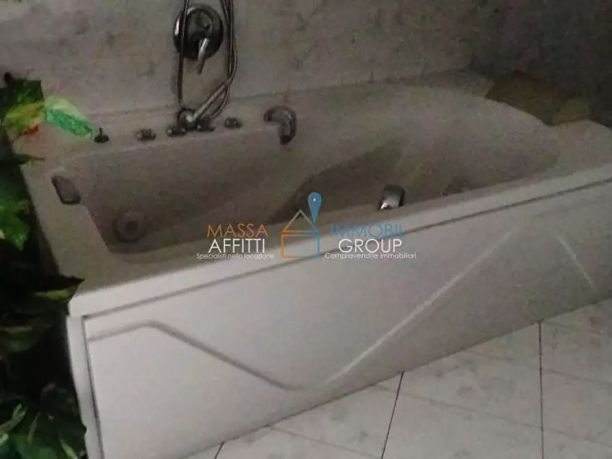 Immagine 11 di Pentalocale in vendita  in Via Poggioletto 21 a Massa