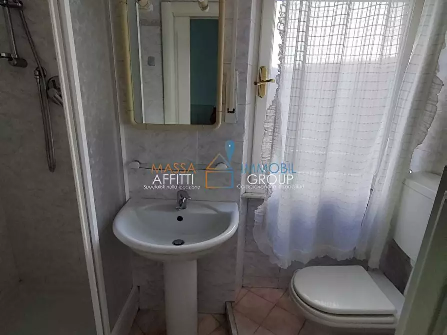 Immagine 8 di Quadrilocale in affitto  in Via Gioacchino Ascoli 66 a Massa