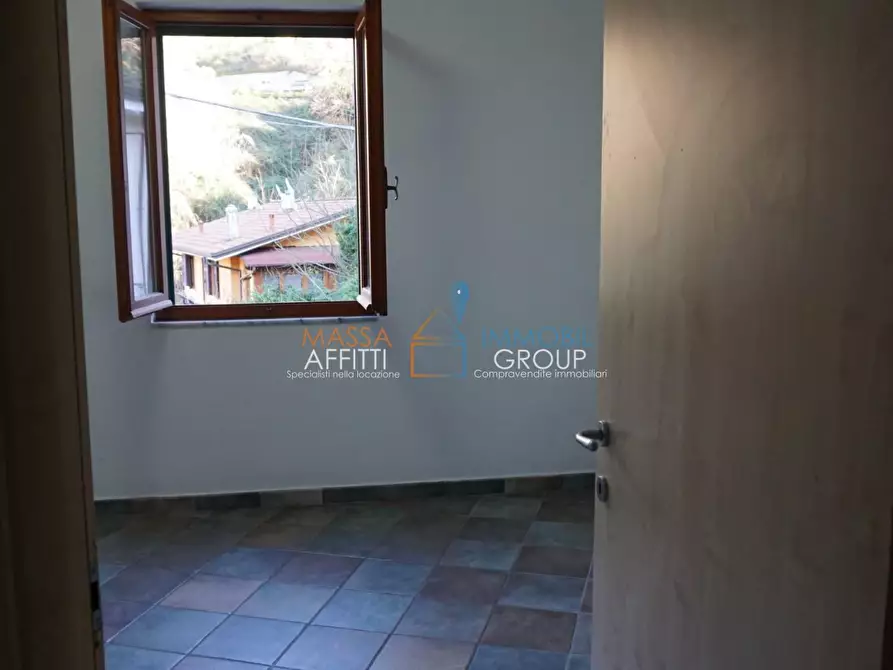 Immagine 7 di Quadrilocale in vendita  in Frazione Pariana a Massa